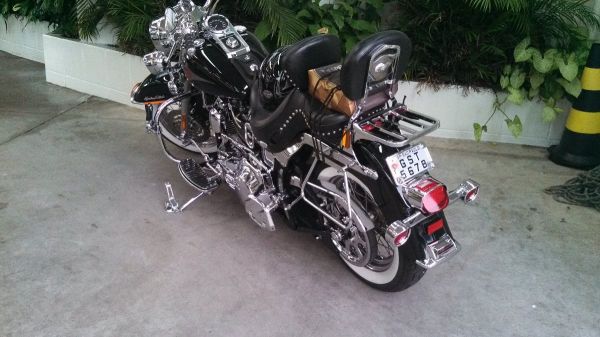Harley Davidson -moto Heritage Classic 2001